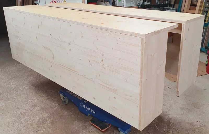 Chorpodeste aus Fichte - stapelbar & mobil