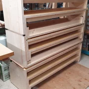 Chorpodeste aus Fichte - stapelbar & mobil