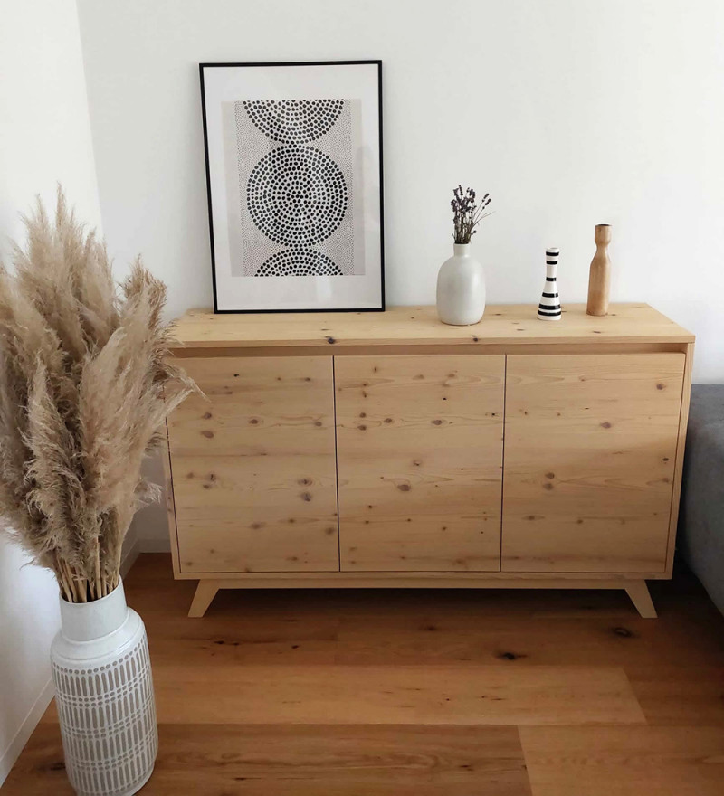 Sideboard aus massivem Fichte-Altholz Sideboard aus massivem Fichte-Altholz