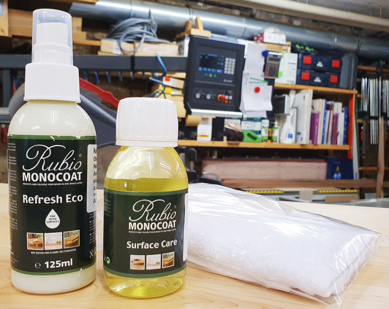 Sideboard aus massivem Fichte-Altholz Sideboard aus massivem Fichte-Altholz