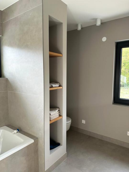 Regalbretter aus Eiche massiv