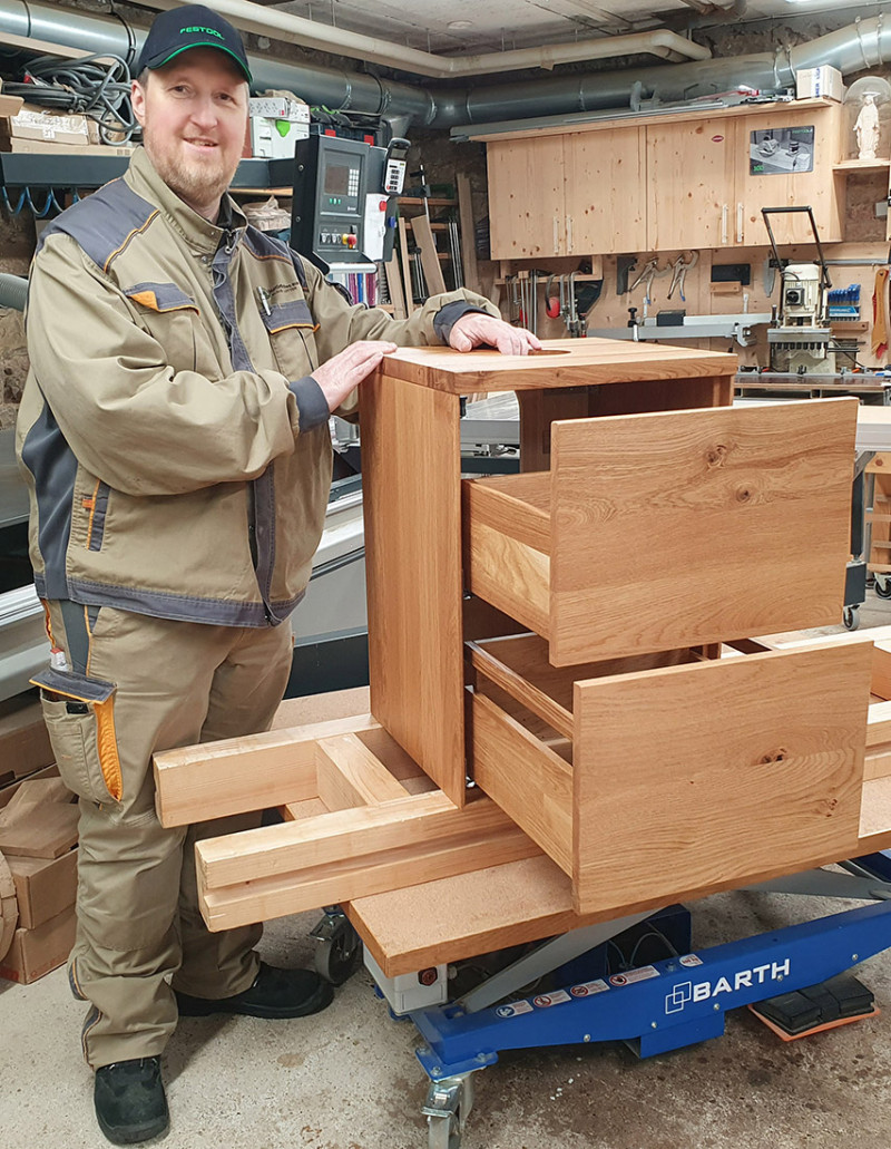 Waschtisch aus Asteiche massiv mit zwei Schubkäste Waschtisch aus Asteiche massiv mit zwei Schubkäste