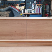 Waschtisch aus Eiche massiv mit zwei Schubkästen