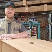 Waschtisch aus Eiche massiv mit zwei Schubkästen