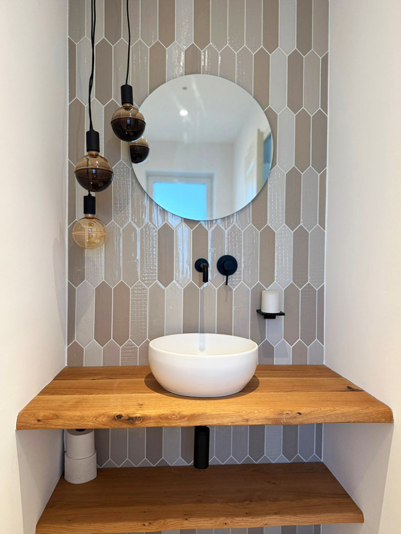 Waschtischplatte aus Asteiche mit Ablageplatte Stärke 4 cm