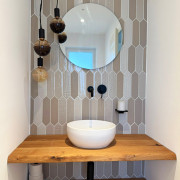 Waschtischplatte aus Asteiche mit Ablageplatte Stärke 4 cm